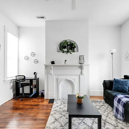 Quaint Escape For 2 Near Richmond Battlefield Park Apartment